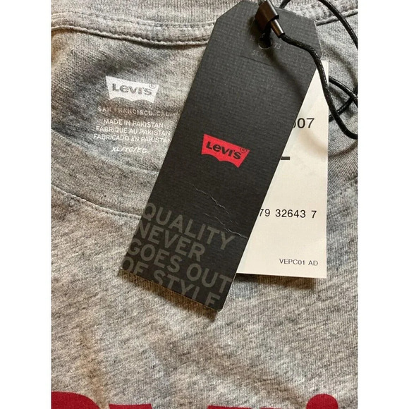 Levi's XL Heather Gray Crew Neck Logo Name Graphic Cotton Sleeveless Crop Tee - Picture 6 of 6